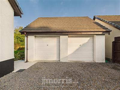 Detached Double Garage